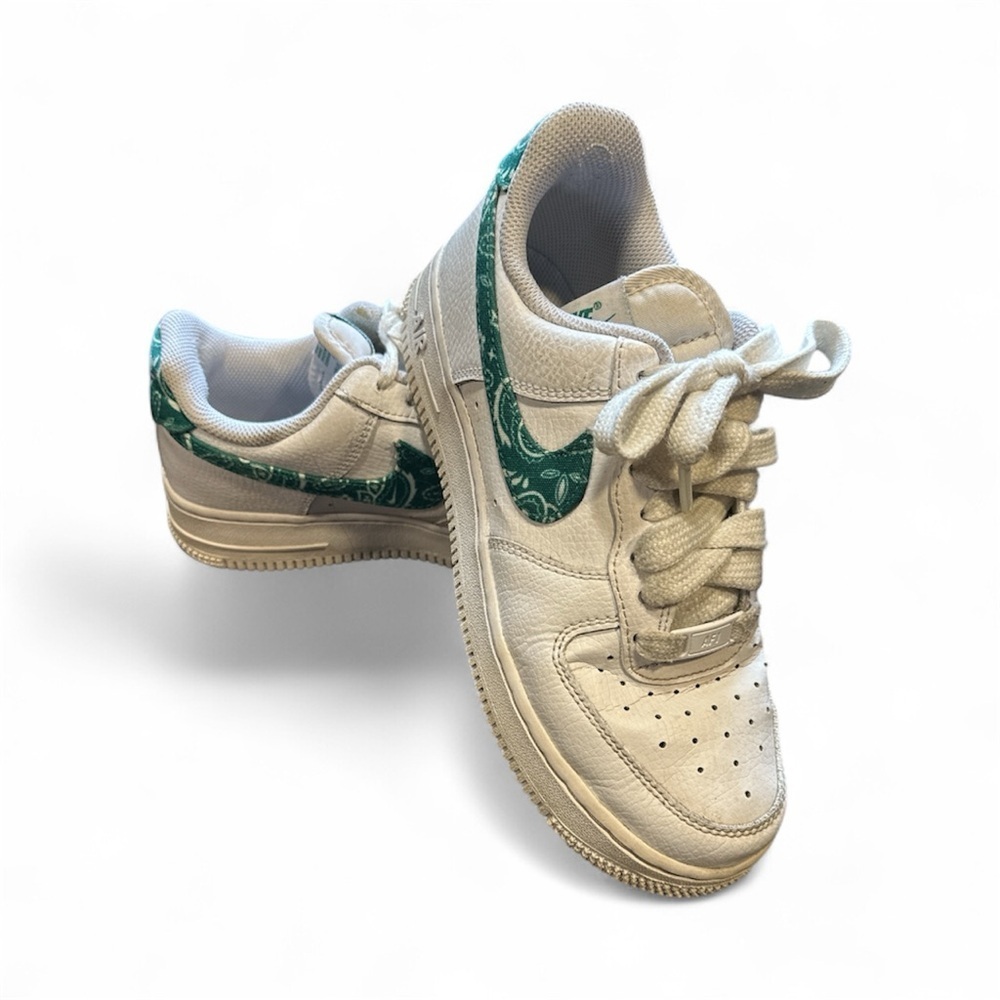 Nike Air Force 1 Low '07 Essential "Green Paisley" Size 6